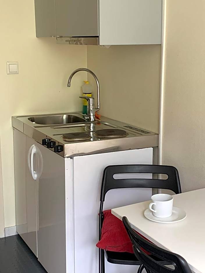 Sitla Hotel & Apartments