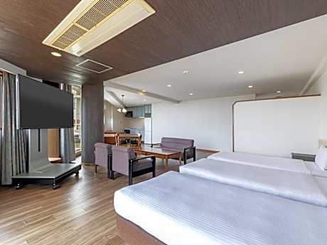 Ocean View Roof Terrace Premium Western Room with Five Beds Non-Smoking