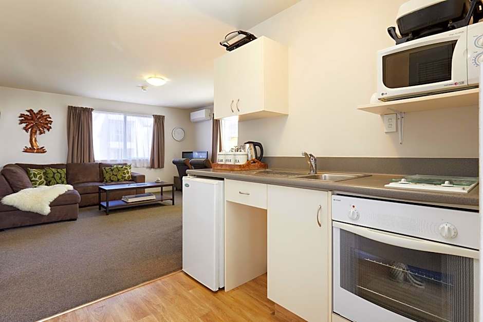 Blenheim Palms Motel