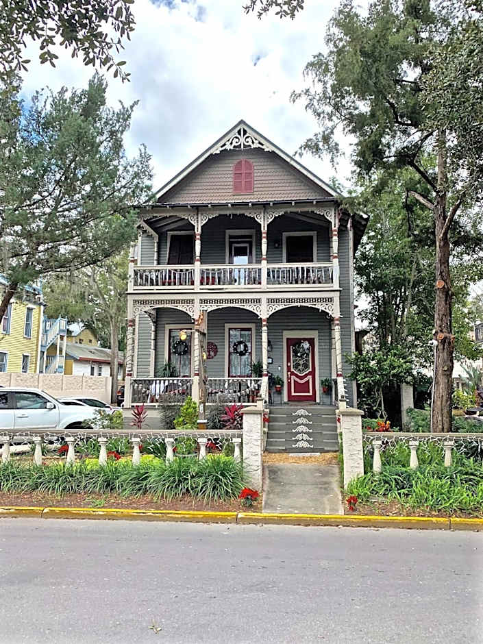 Peace and Plenty Inn