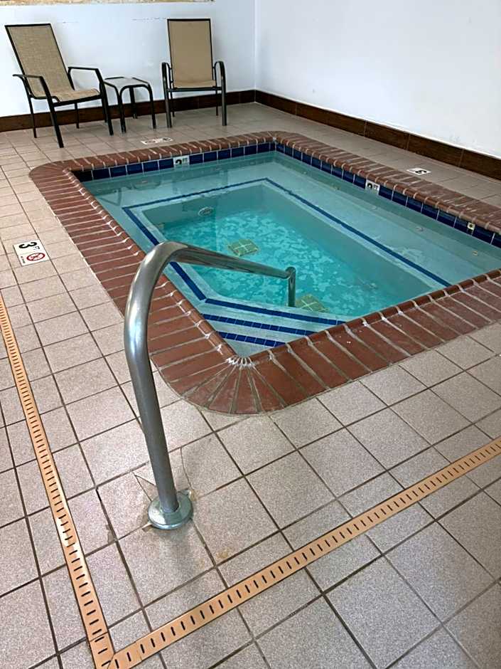 Comfort Inn Huntington near University area