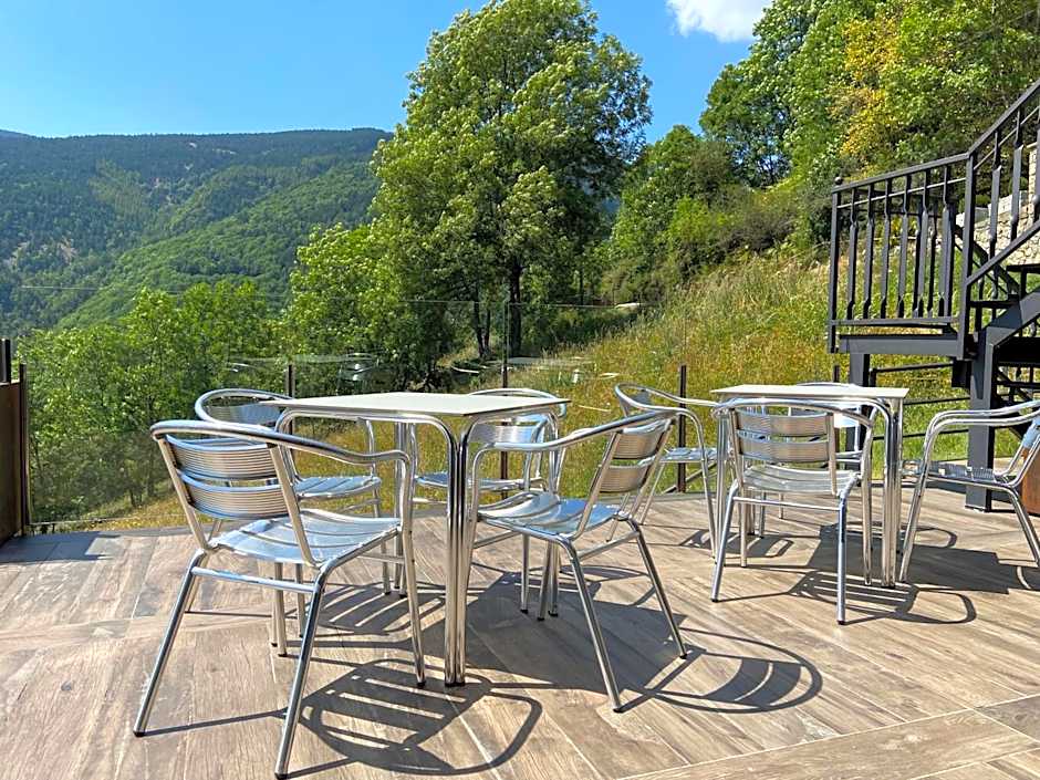 El Serrat De Tregura