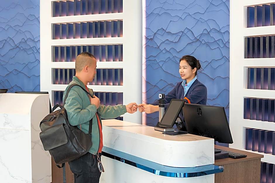 Holiday Inn Express Yinchuan Lanxi Valley Plaza By IHG