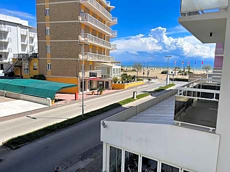 One-Bedroom Apartment with Terrace and Sea View