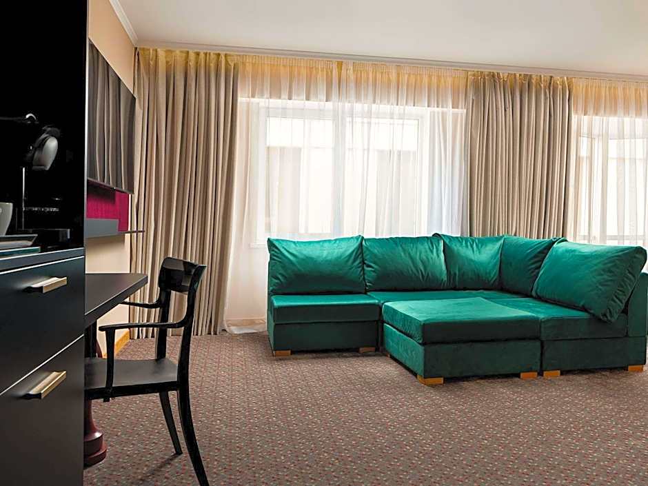 Mercure Chisinau Center Jazz Hotel