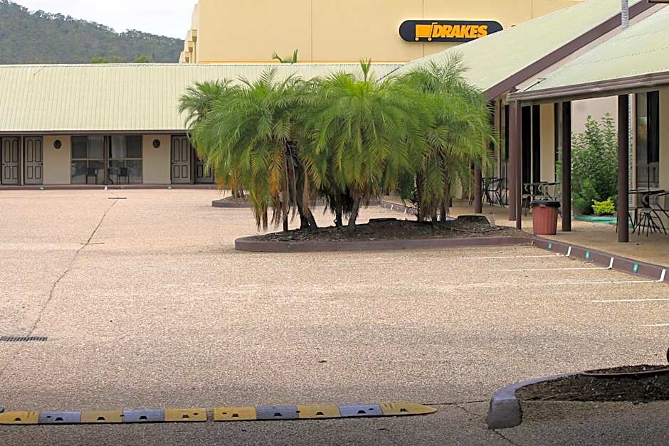 Glenmore Palms Motel