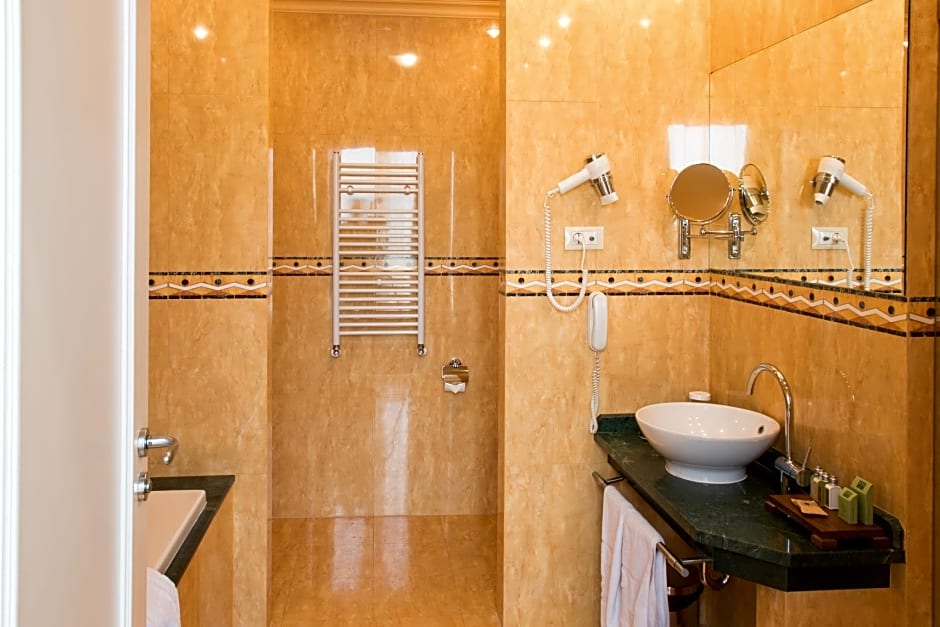 Arena Di Serdica Hotel