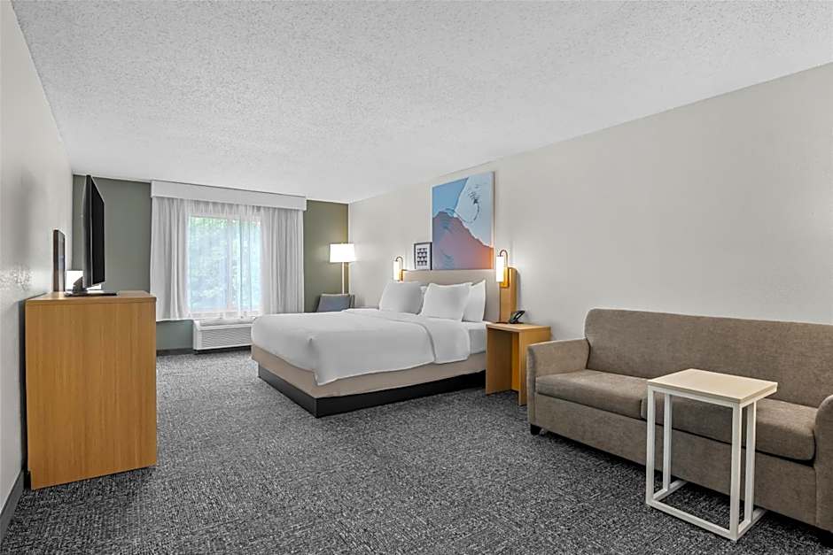 Spark by Hilton Traverse City