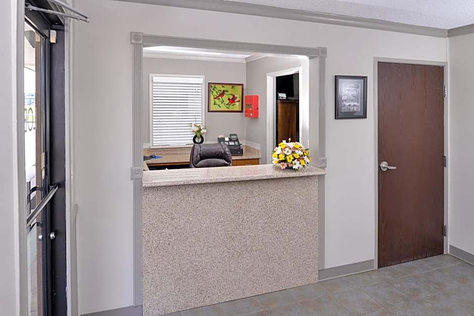 Briarwood Inn Of Geneva