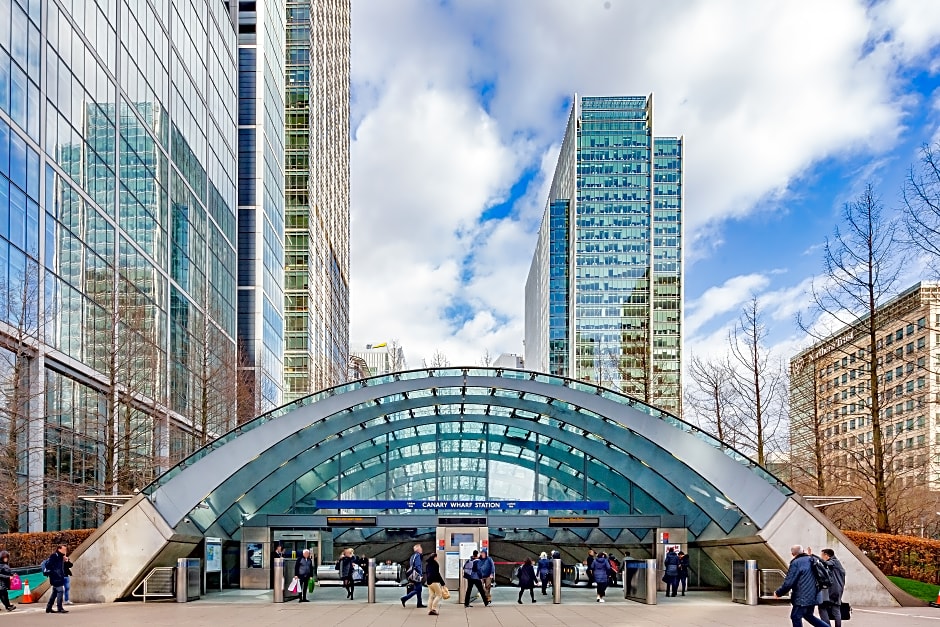Sublime Lanterns Court One-Bedroom Apartments