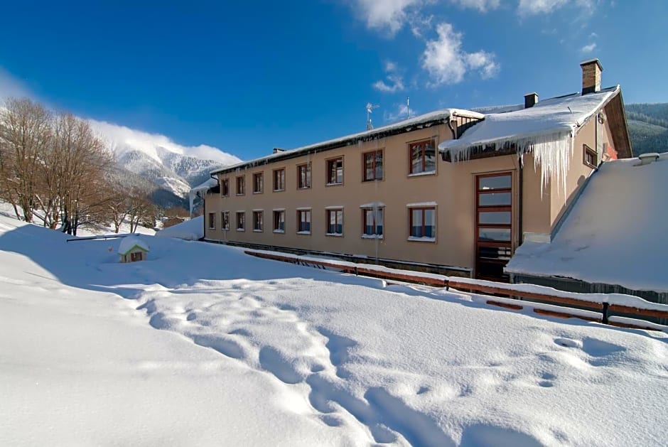 Hotel Adam