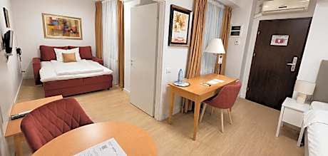 Budget Triple Room