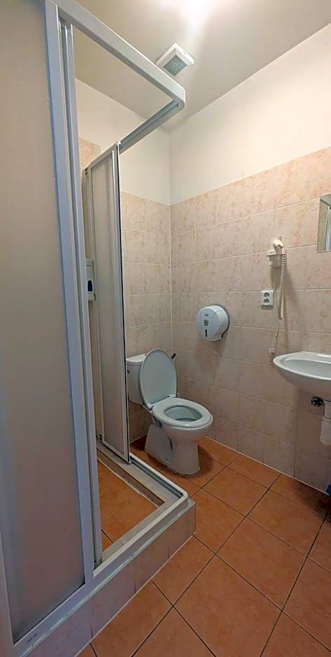 Clown and Bard Hostel