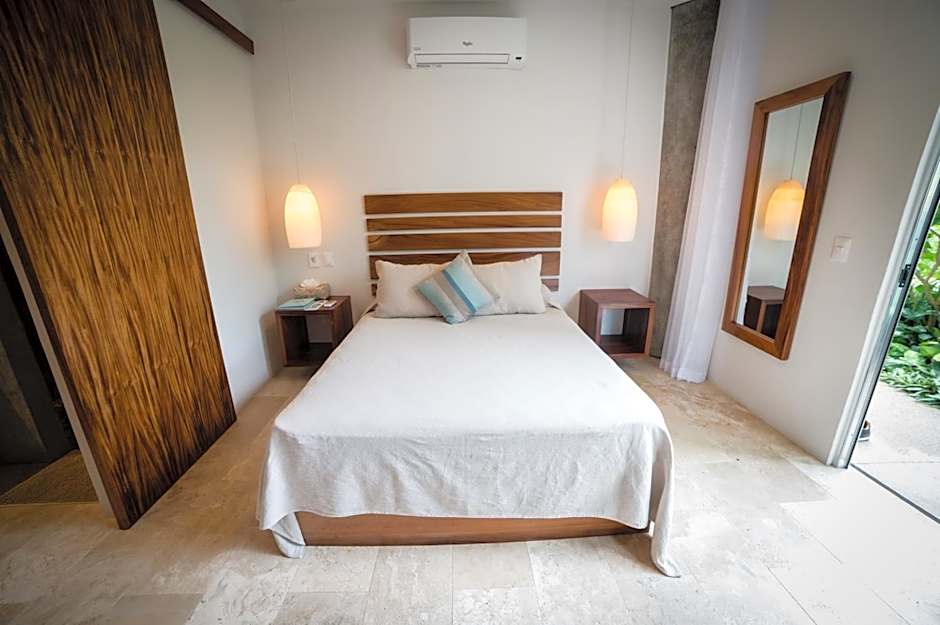 Anjali Casa Divina