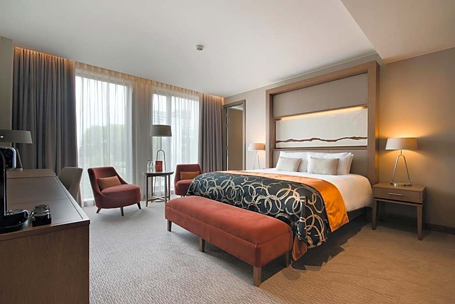 Clayton Hotel Chiswick