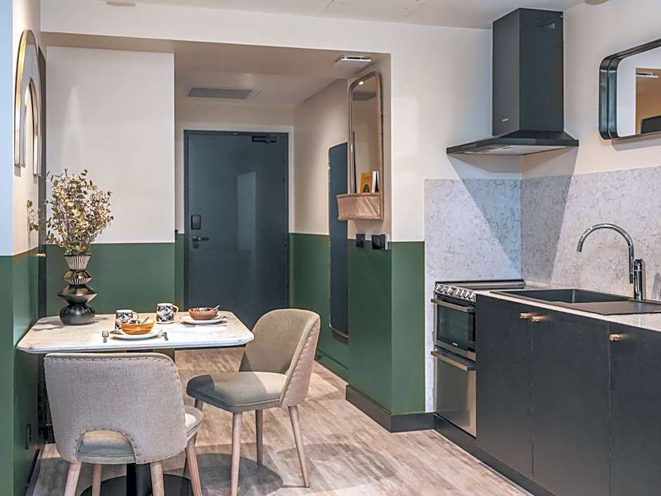 Maisons du Monde Hotel & Suites - Marseille Vieux Port