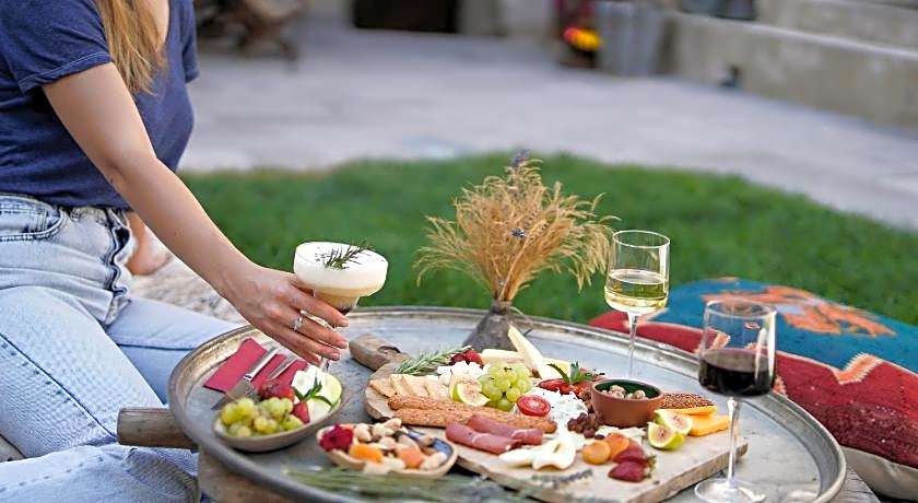 Doda Artisanal Cave Hotel 14