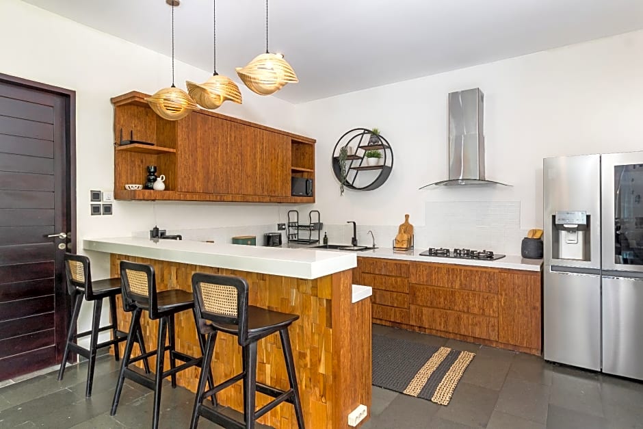 Villa Suvitha by Villa Finder