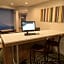 Holiday Inn Express and Suites Louisville N Jeffersonville By IHG