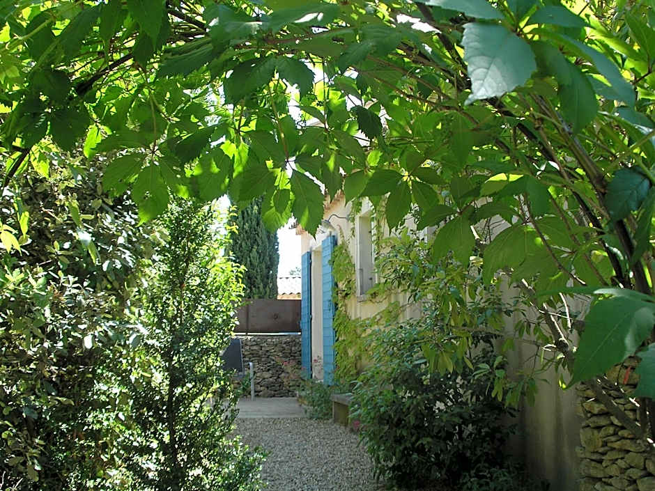 Clos des Lavandes - Chambres et Suites de charme climatisées-Luberon