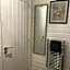 Paddock Pod - Sleeps 4 & Roofed Over Private Hot Tub & NEW SAUNA