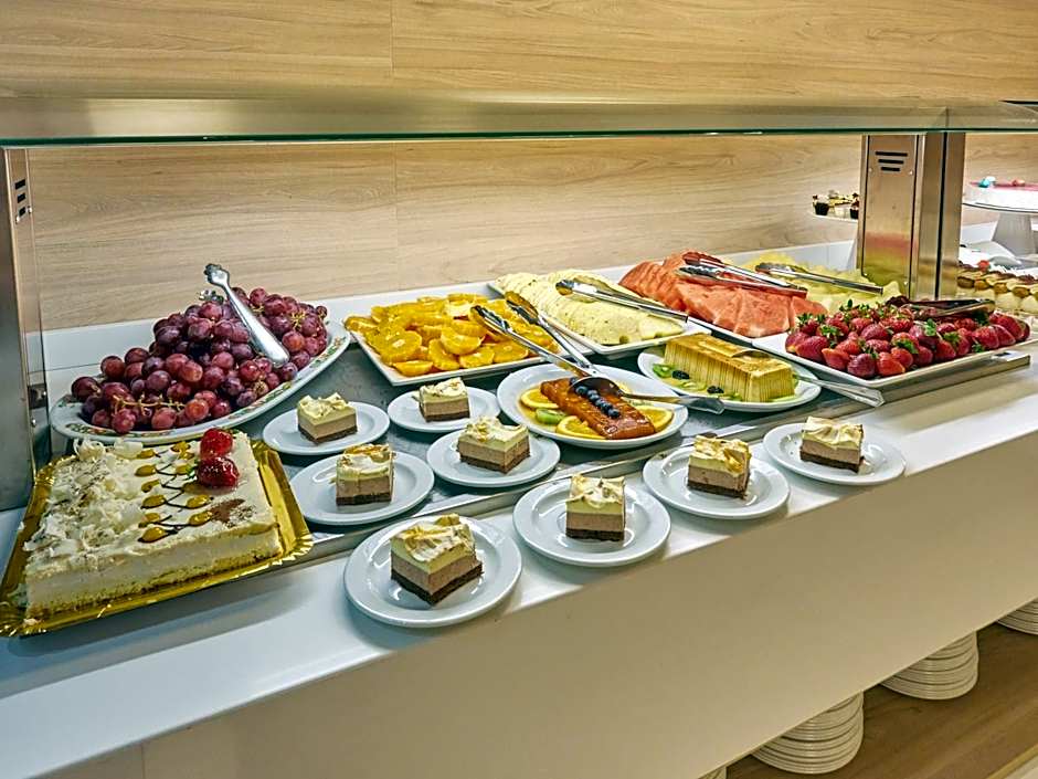 Aparthotel y Hotel Paguera Beach