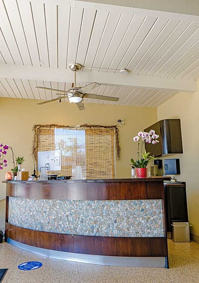 The Inn At East Beach Guest Reservations