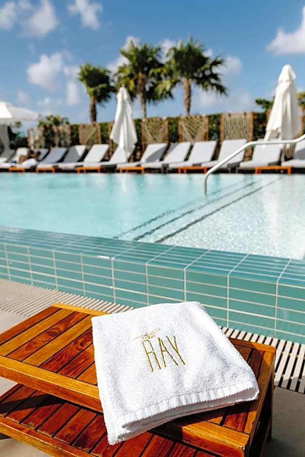 The Ray Hotel Delray Beach, Curio Collection by Hilton