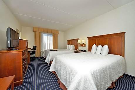 Two Queen Beds