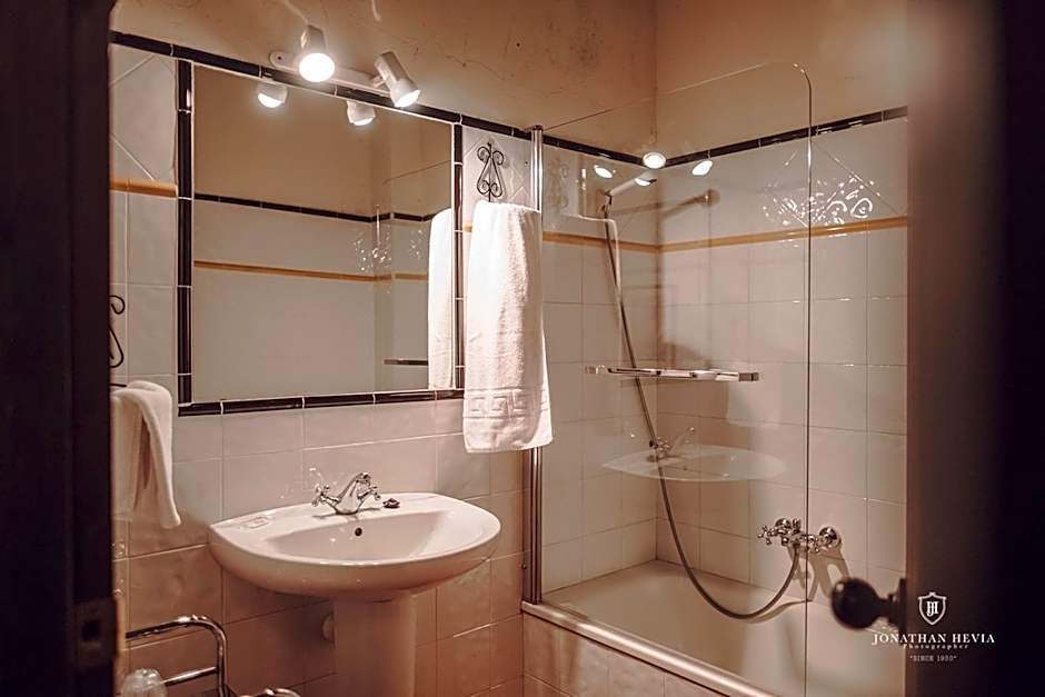 Paraje del Asturcon - Adults only