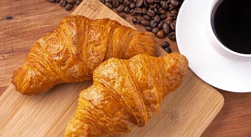 Tabist IWATA Station Hotel