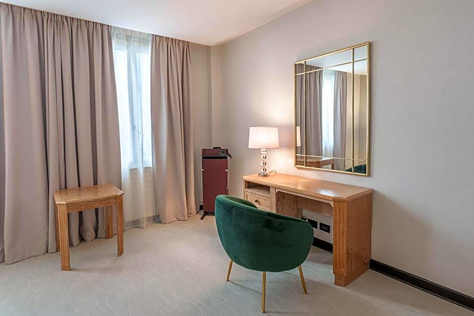 Best Western Plus Le Picardy Hotel & Spa