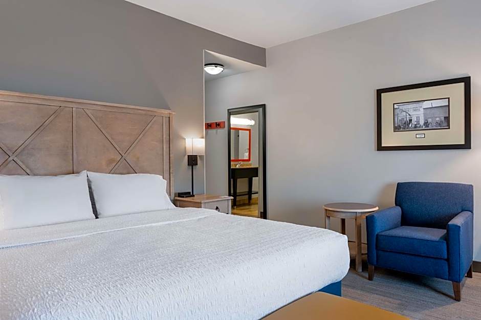 Hampton Inn By Hilton And Suites Dodge City