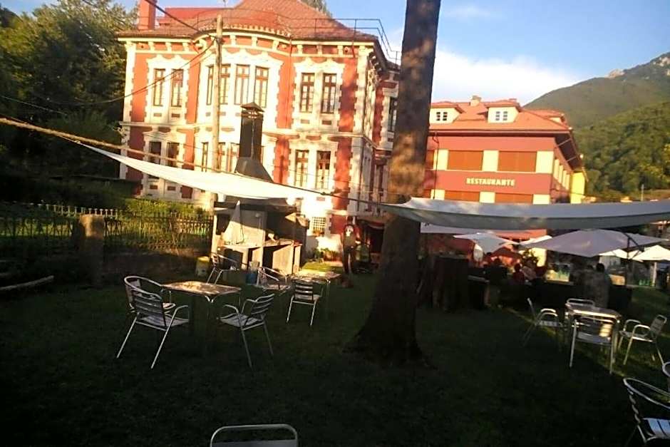 Hotel restaurante Parador de Felechosa