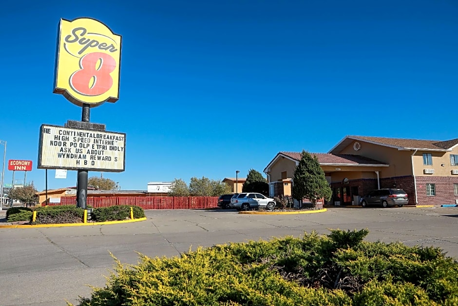 Super 8 by Wyndham Gallup