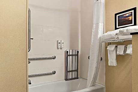 Suite with Two Double Beds - Accessible/Non-Smoking