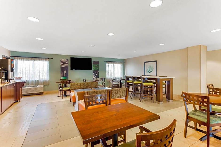 La Quinta Inn & Suites by Wyndham Frankfort