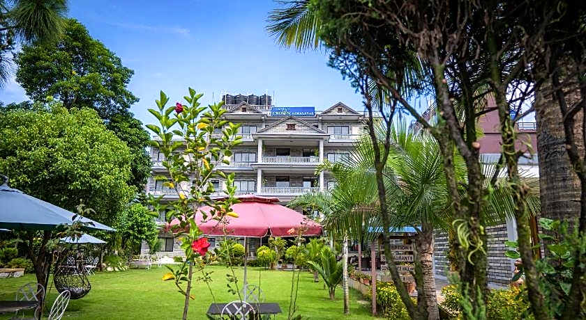 Hotel Crown Himalayas