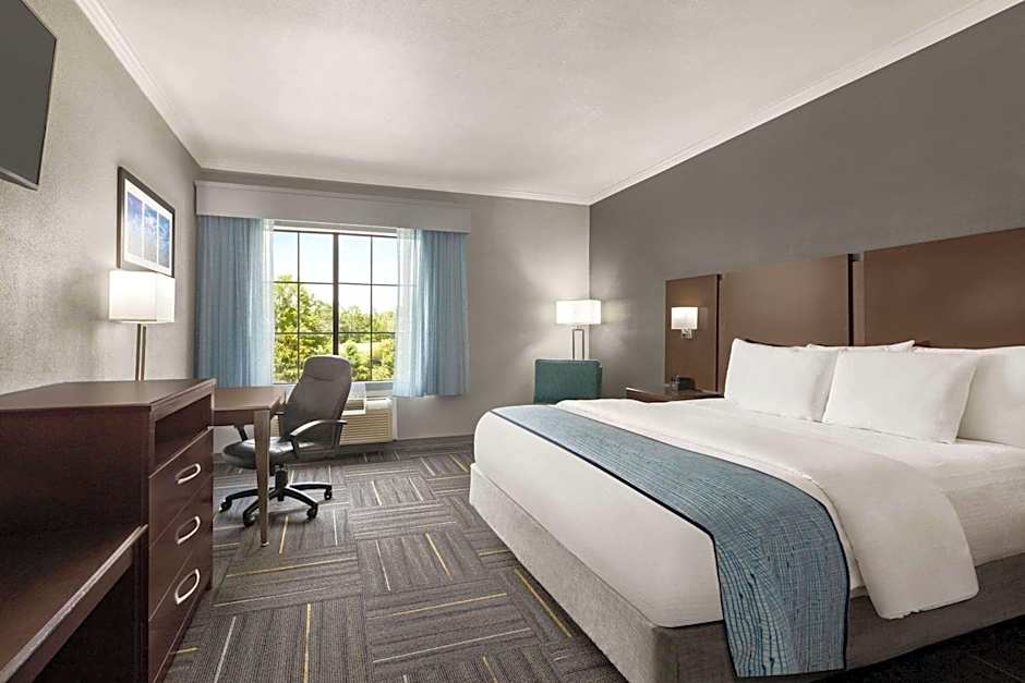La Quinta Inn & Suites by Wyndham Dublin