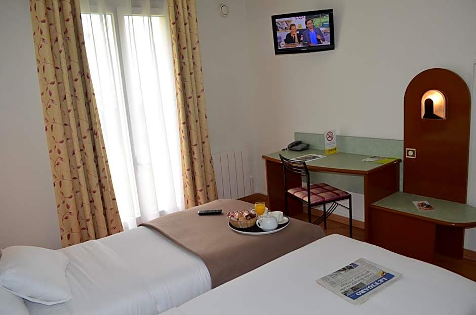 Hostellerie Saint Vincent Beauvais Aeroport