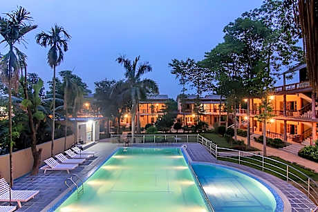 Jungle Safari Lodge