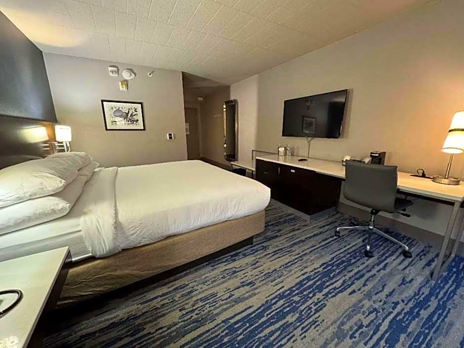Skyline Hotel Detroit Airport, SureStay Collection by Best Western