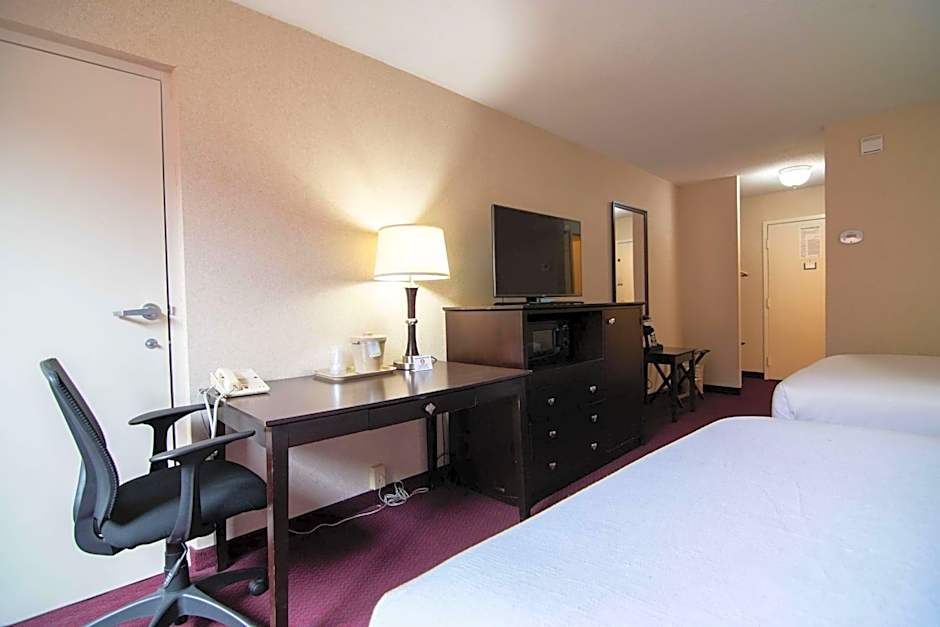 Fireside Inn & Suites Portland
