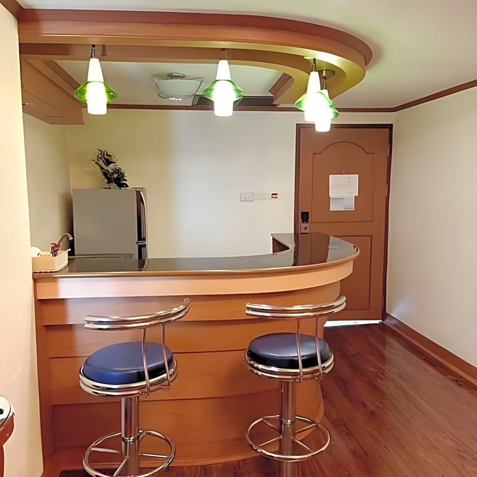 Sing Golden Place Hotel