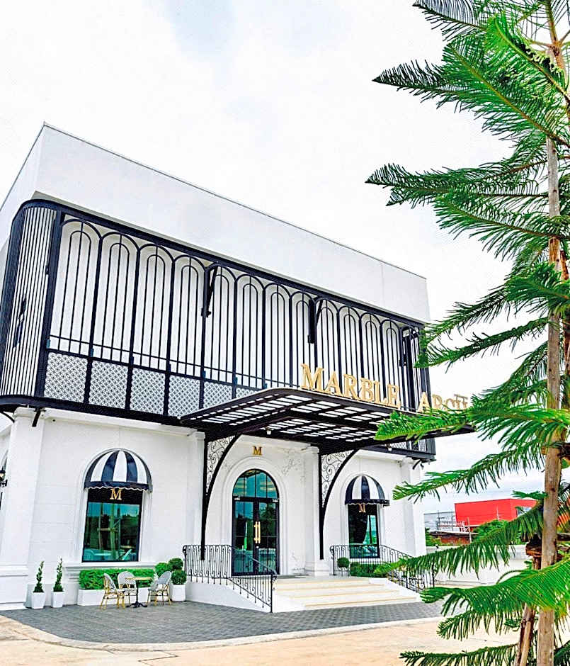 Marble Arch De Loei Hotel