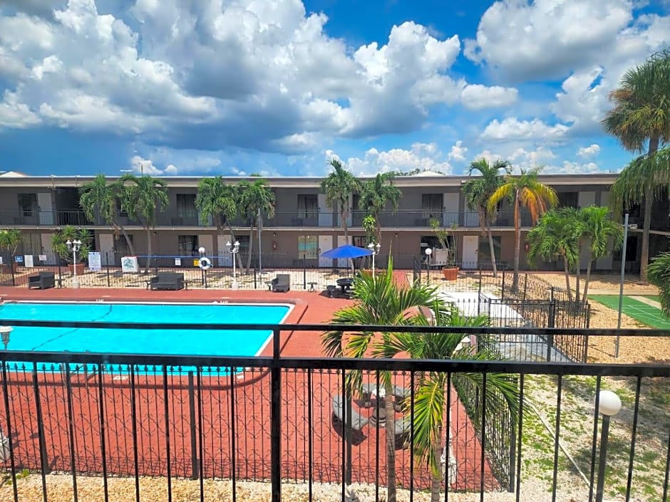 Super 8 by Wyndham St. Petersburg