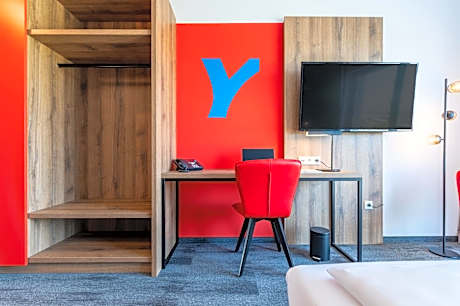 Standard Twin Room - Disability Access