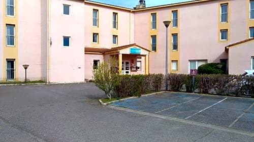 Kyriad Direct Arles Nord