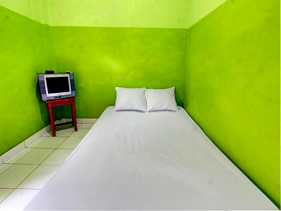 OYO Life 92829 Kos Insan Madani