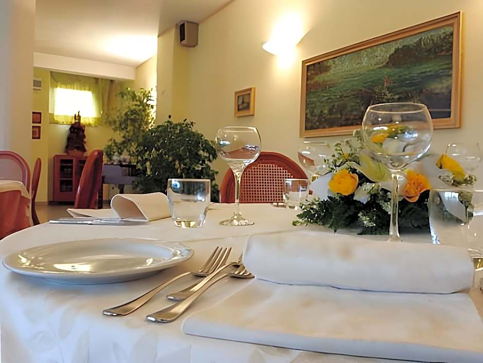 River Park Hotel